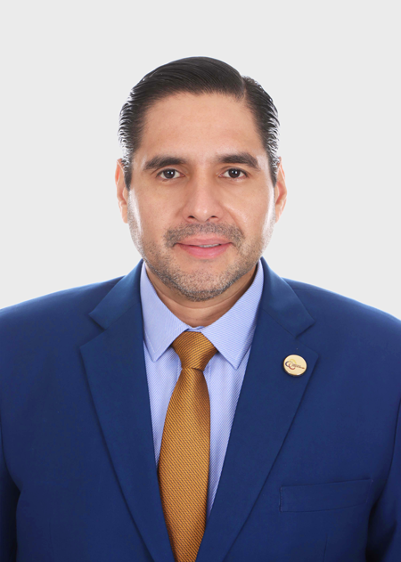 Hugo Chacón - Empresario y Abogado
